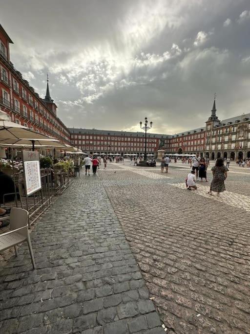 Economico Piso En Madrid Centro Apartman Kültér fotó