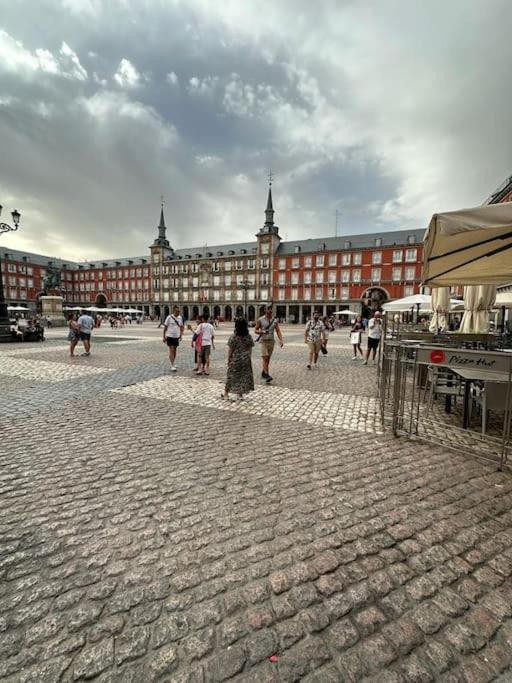 Economico Piso En Madrid Centro Apartman Kültér fotó