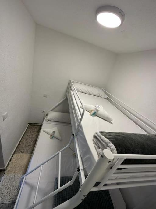 Economico Piso En Madrid Centro Apartman Kültér fotó