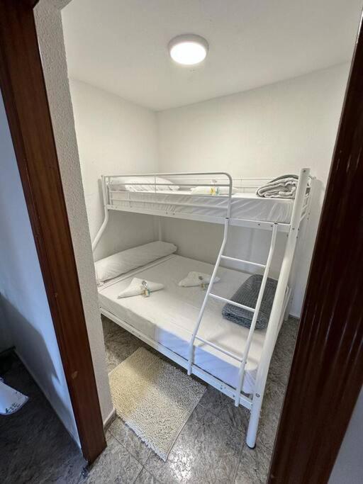Economico Piso En Madrid Centro Apartman Kültér fotó