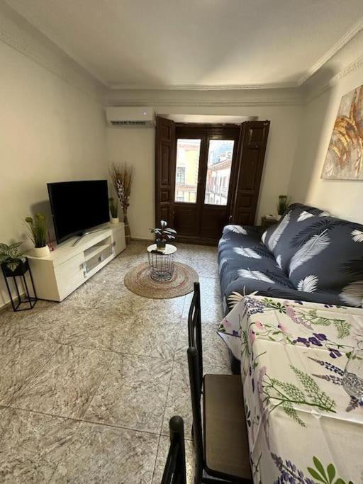 Economico Piso En Madrid Centro Apartman Kültér fotó